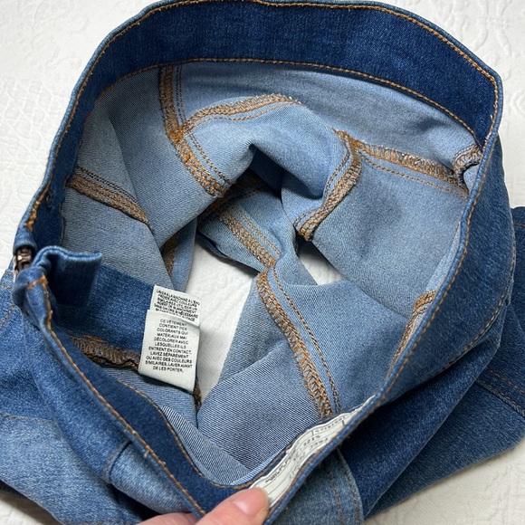 ⭐️Free People Patchwork denim short Shorts size 25 - Picture 10 of 12